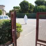 Mentre ci incamminiamo verso l�antico stabile la coordinatrice suor Anna Rizzuto ci racconta la storia dell�Alberotanza